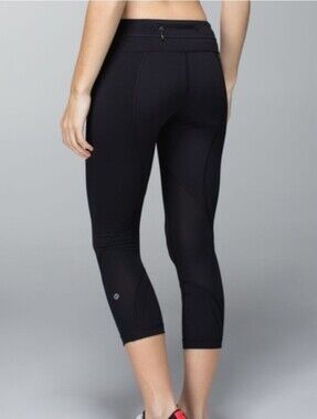 Lululemon Run: Inspire Crop II Black (First Release) In Size 4
